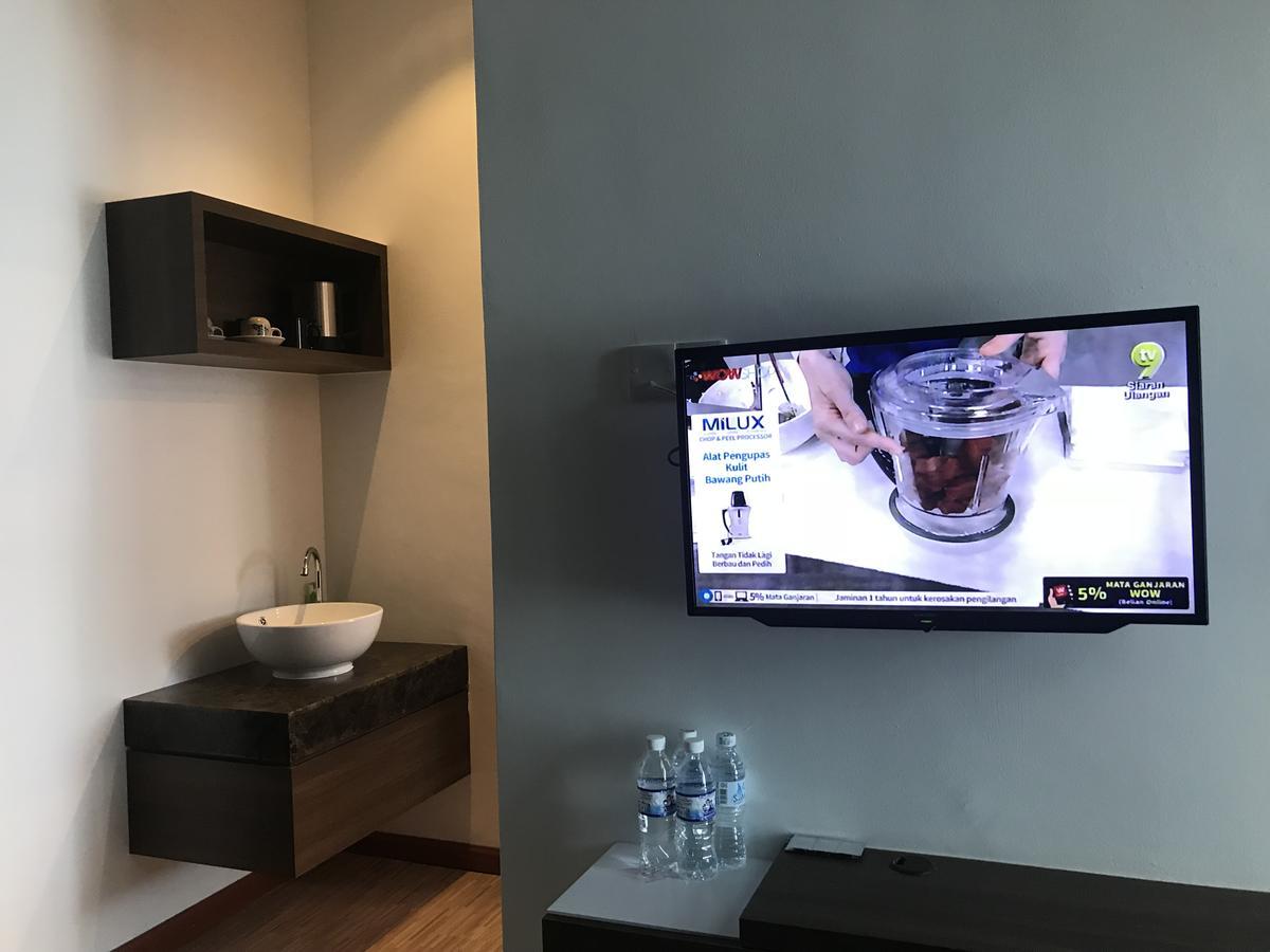 My Rainforest Suite Hotel Self Check In Out กัวห์ ภายนอก รูปภาพ